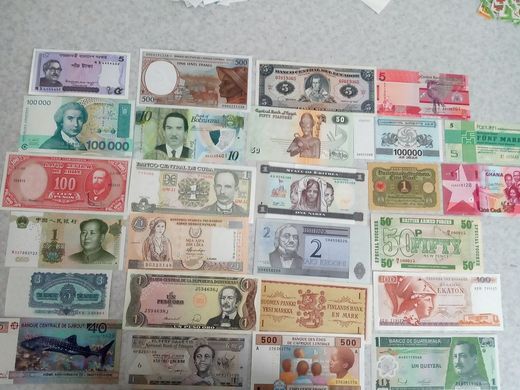 World - набір 150 банкнот із 150 країн - UNC