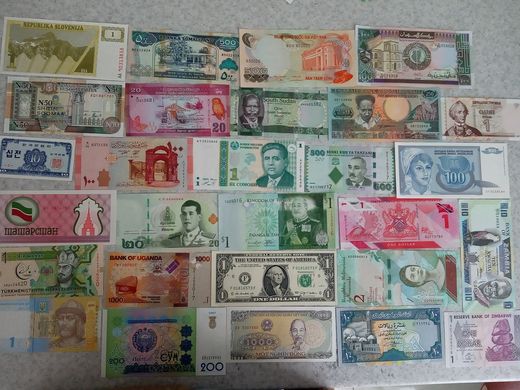 World - набір 100 банкнот із 100 країн - UNC