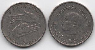 Туніс - 1/2 Dinar 1983 - VF