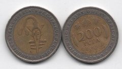 West African St. - 200 Francs 2004 - VF