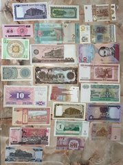 # 3 - World - набор 100 банкнот мира - все разные - UNC