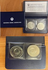 Югославия - набор 2 монеты x 10 Dinara 1983 - Битва на Неретве и Сутиеская битва - банковский буклет - aUNC / UNC